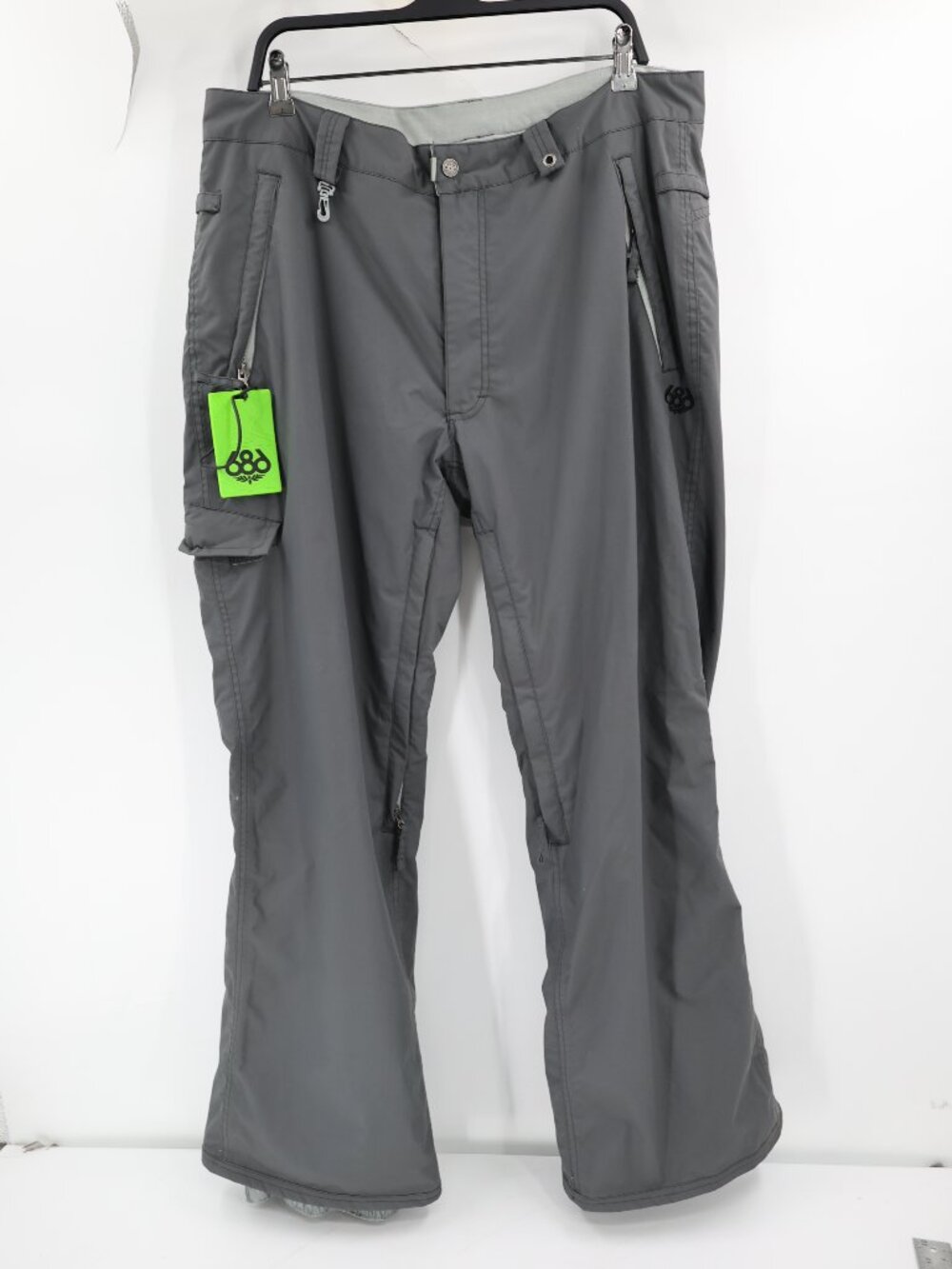 686 Snow Pants Mens XL Mannual Standard Snowboard Ski Waterproof Straight Leg